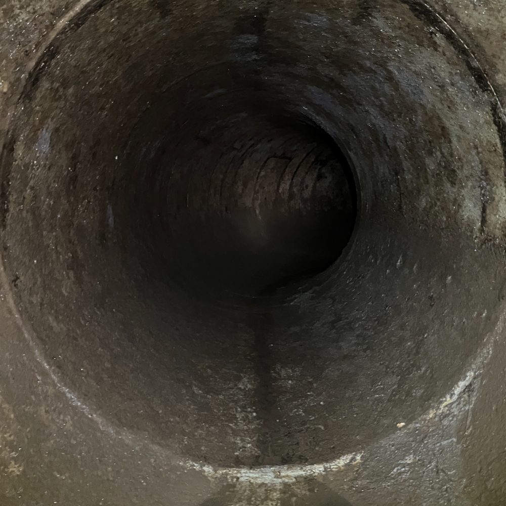 福島県　ダム放流管の洗浄